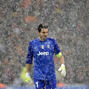 KAIYUN 中国大陆-西甲豪门拼搏激烈，精彩瞬间层出不穷，西甲老牌豪门